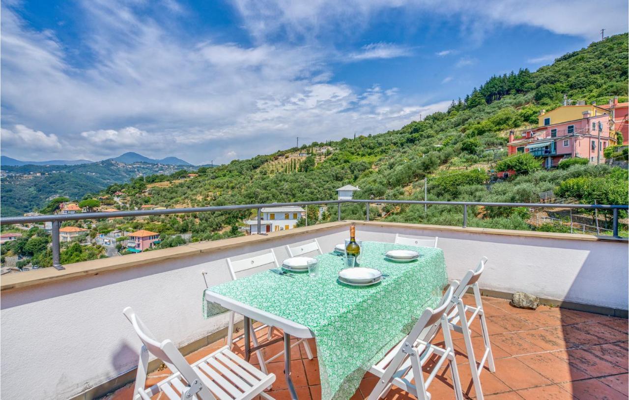 Awesome Home In Moneglia With Kitchen Luaran gambar